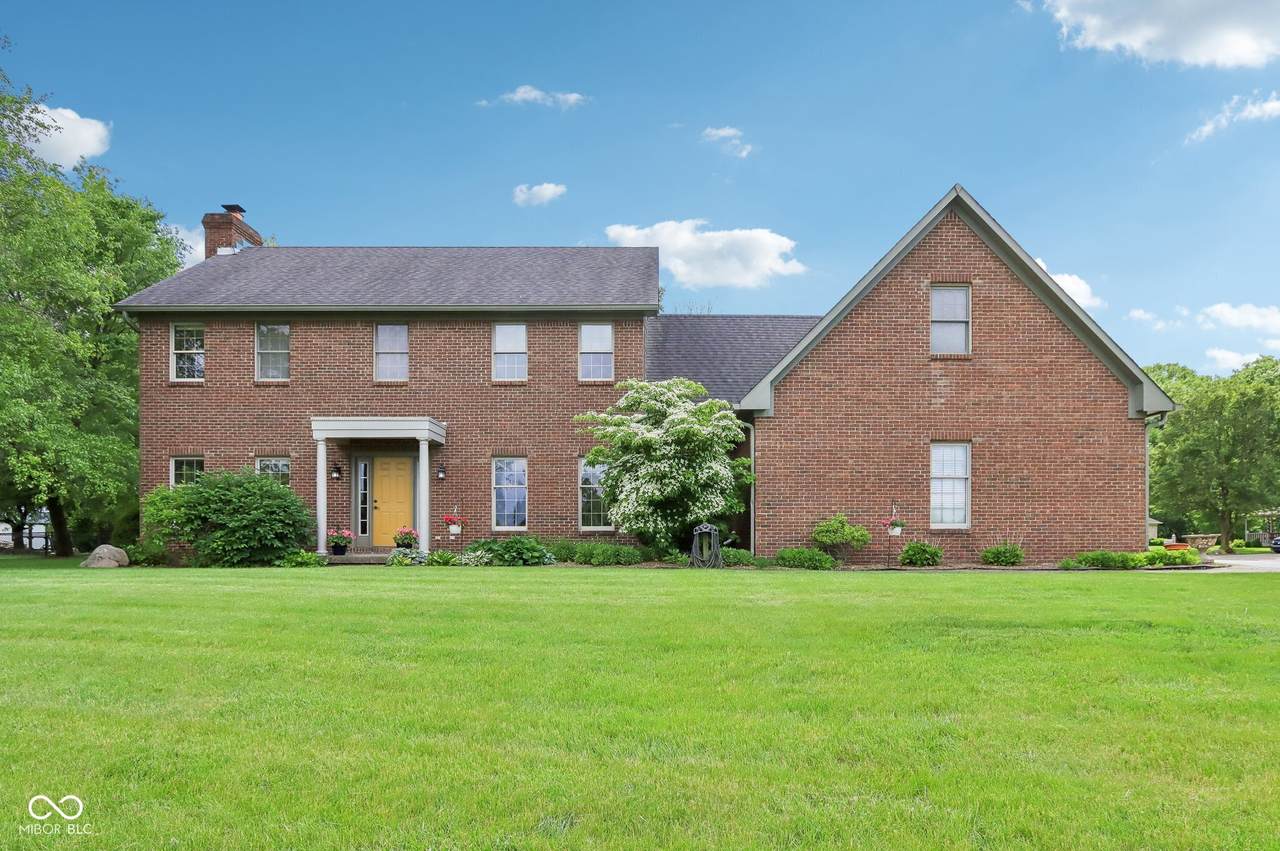 1121 Cambridge Court - Photo 1