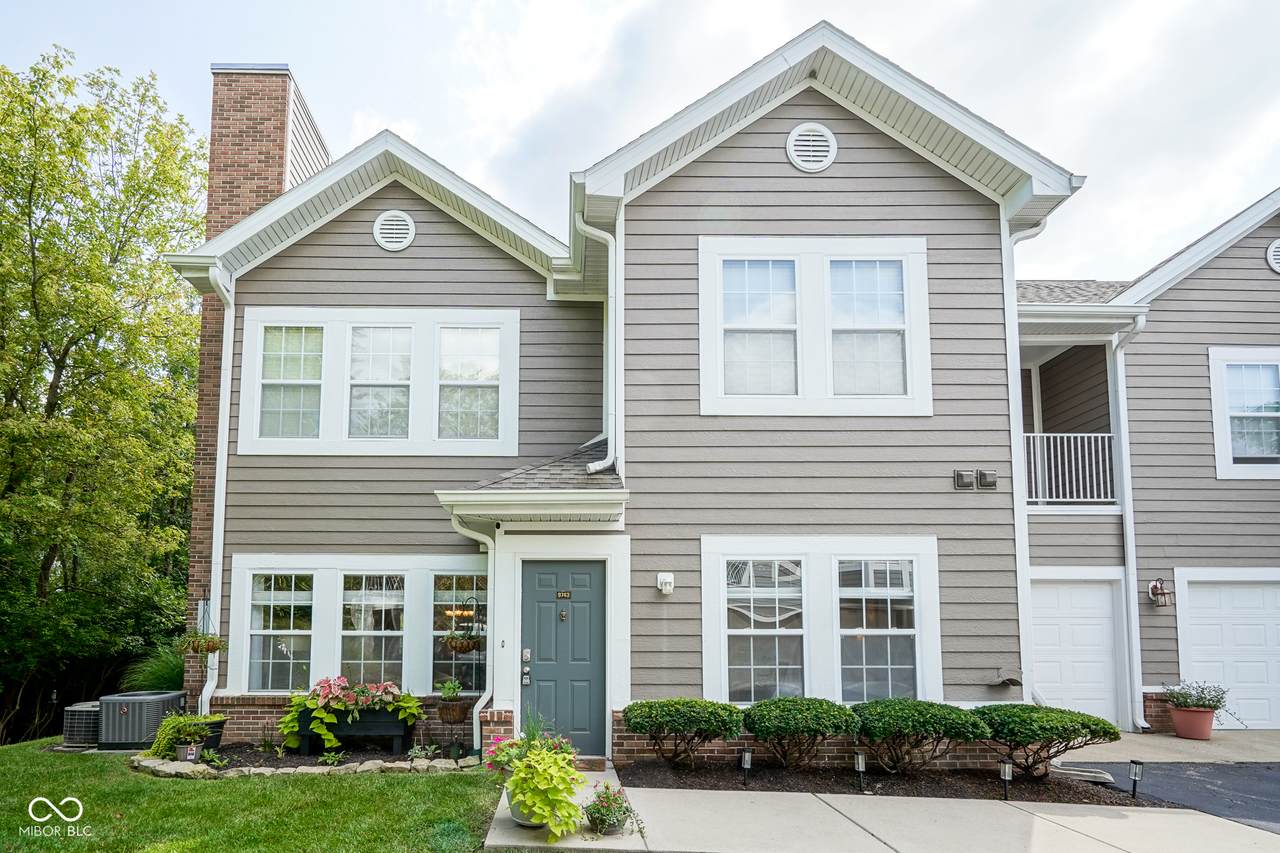 9743 Herons Cove - Photo 1