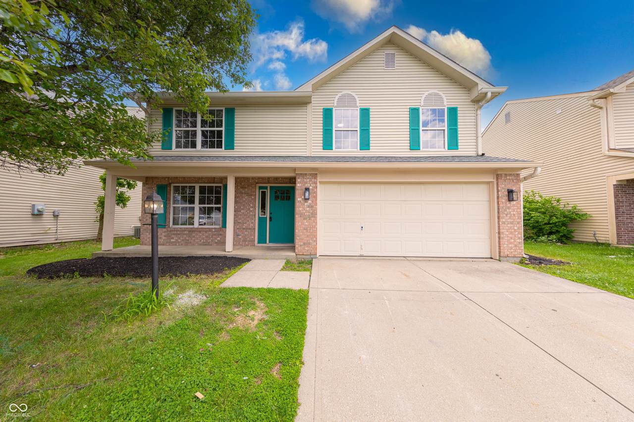 705 Treyburn Lakes Way - Photo 1