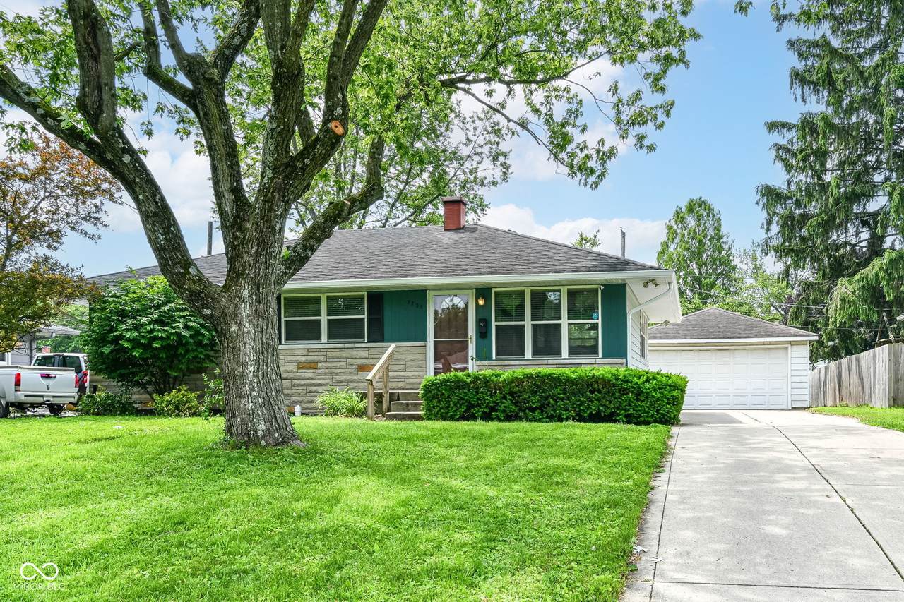 7725 52nd Street - Photo 1