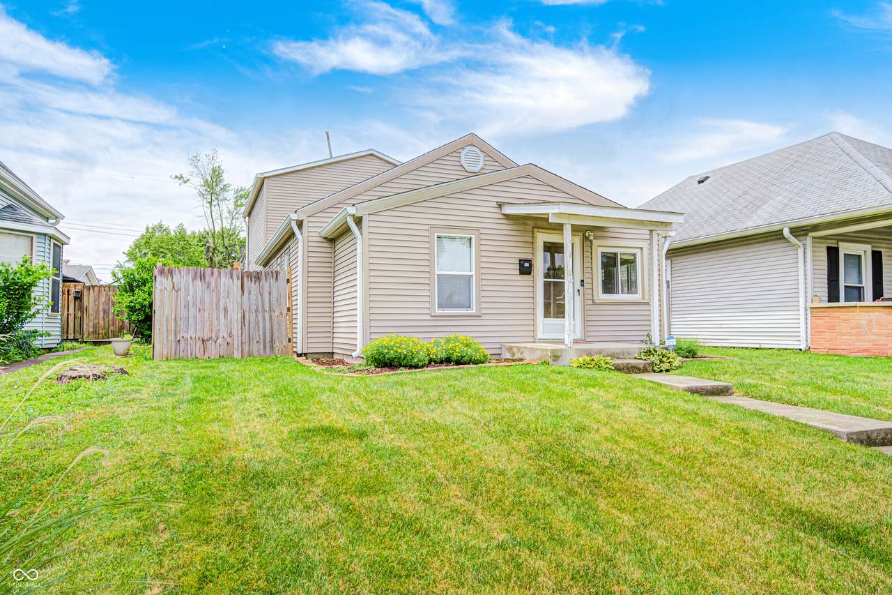 148 3rd Avenue - Photo 1