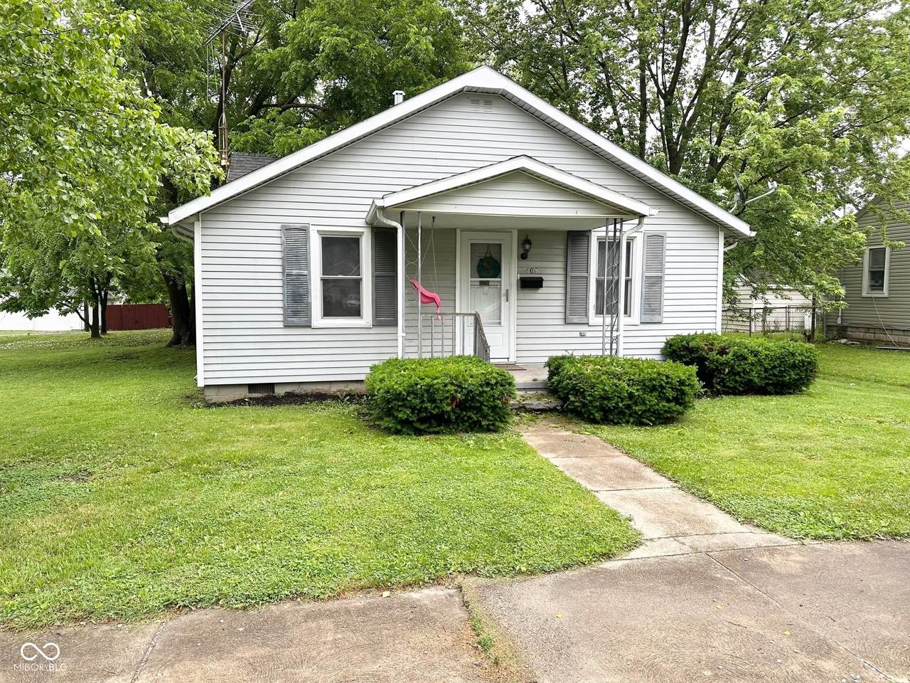 408 Wilson Avenue - Photo 1