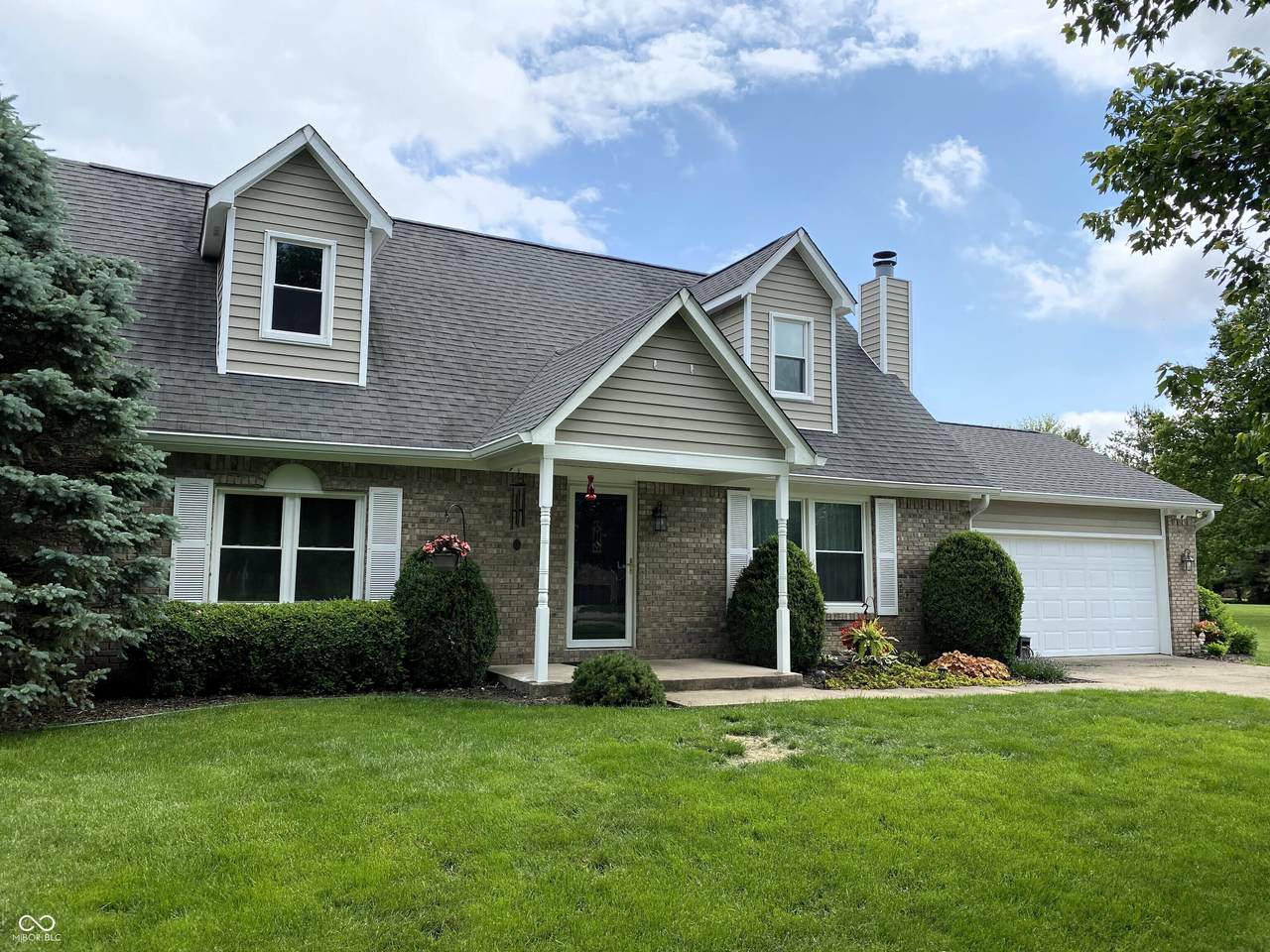 1135 Wildflower Court - Photo 1
