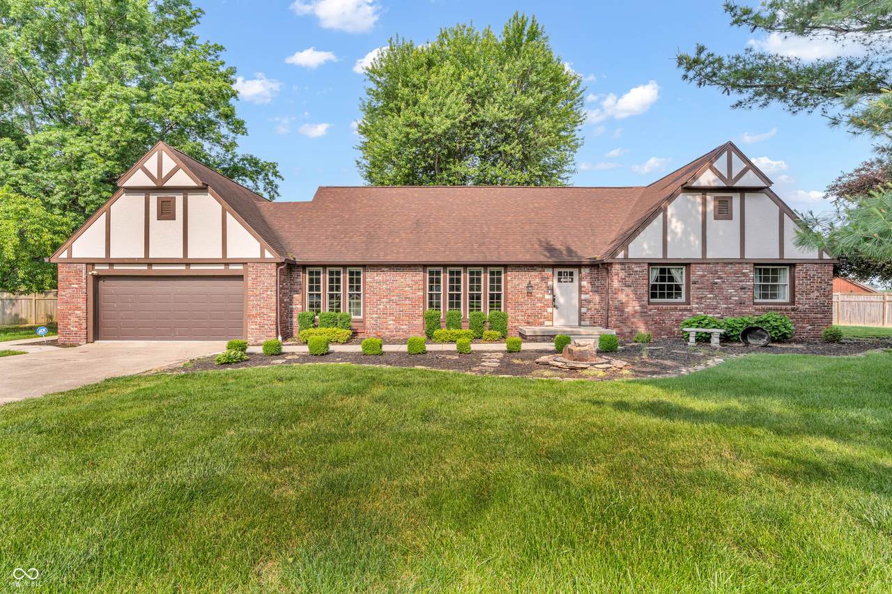 8475 Advincula Drive - Photo 1