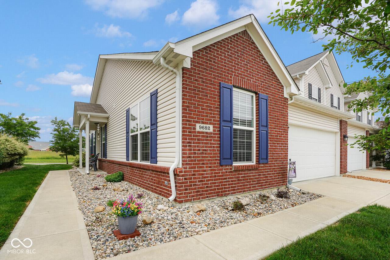9682 Angelica Drive - Photo 1