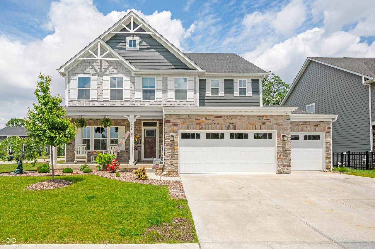 1026 Woodglen Drive - Photo 1