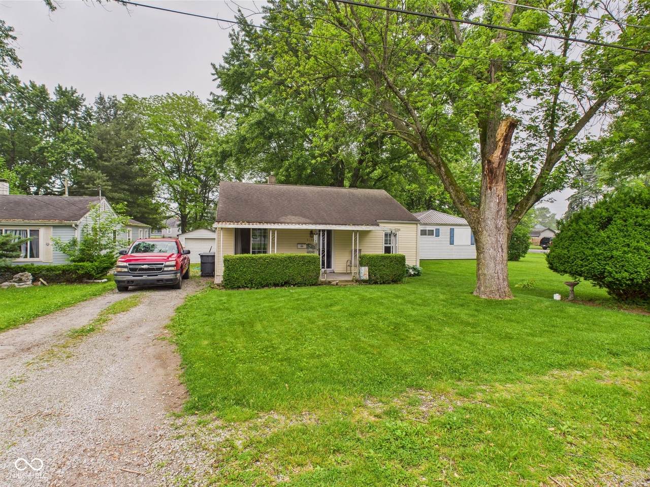 2405 9th Street - Photo 1