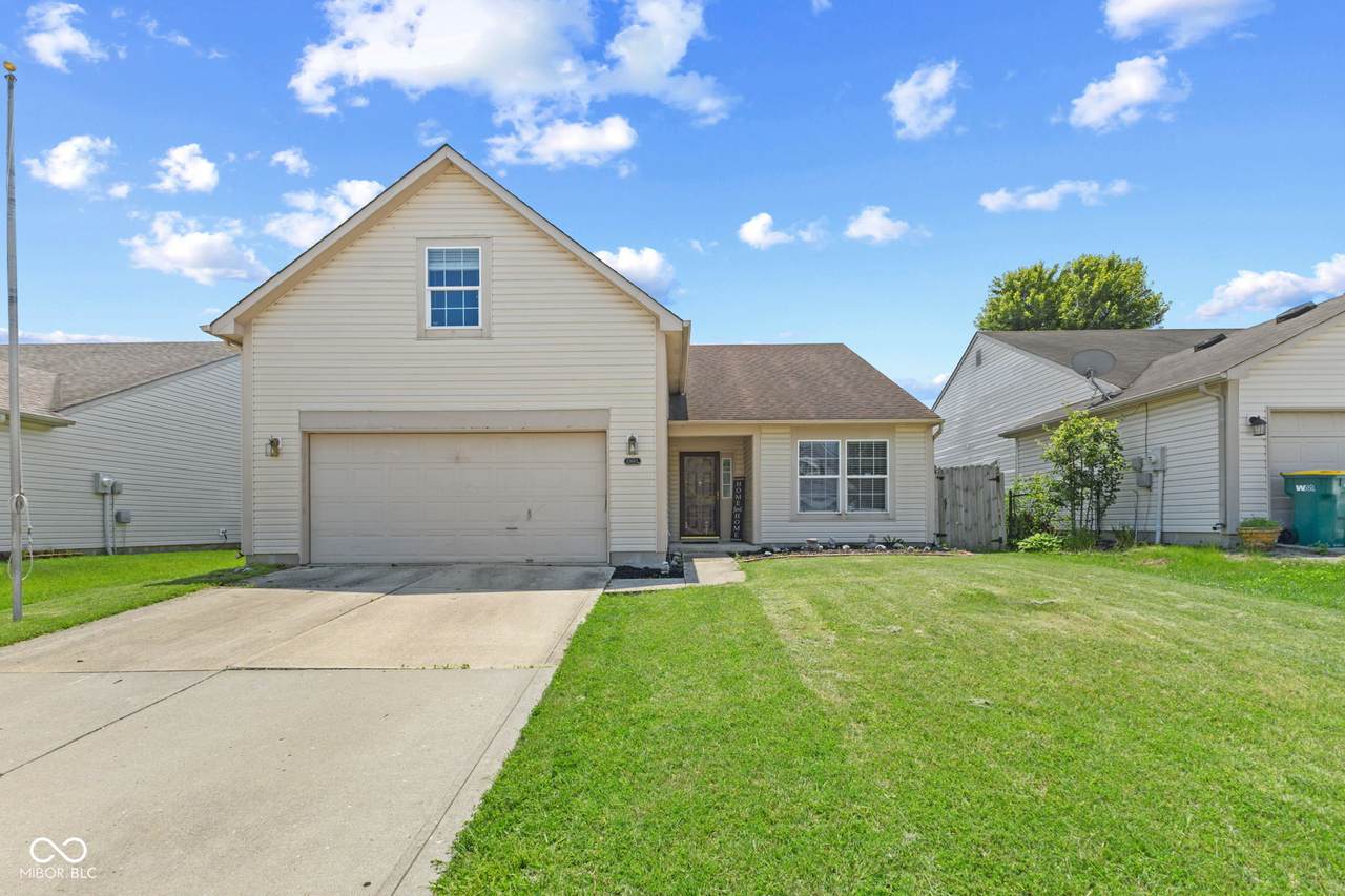 10693 Newgate Lane - Photo 1