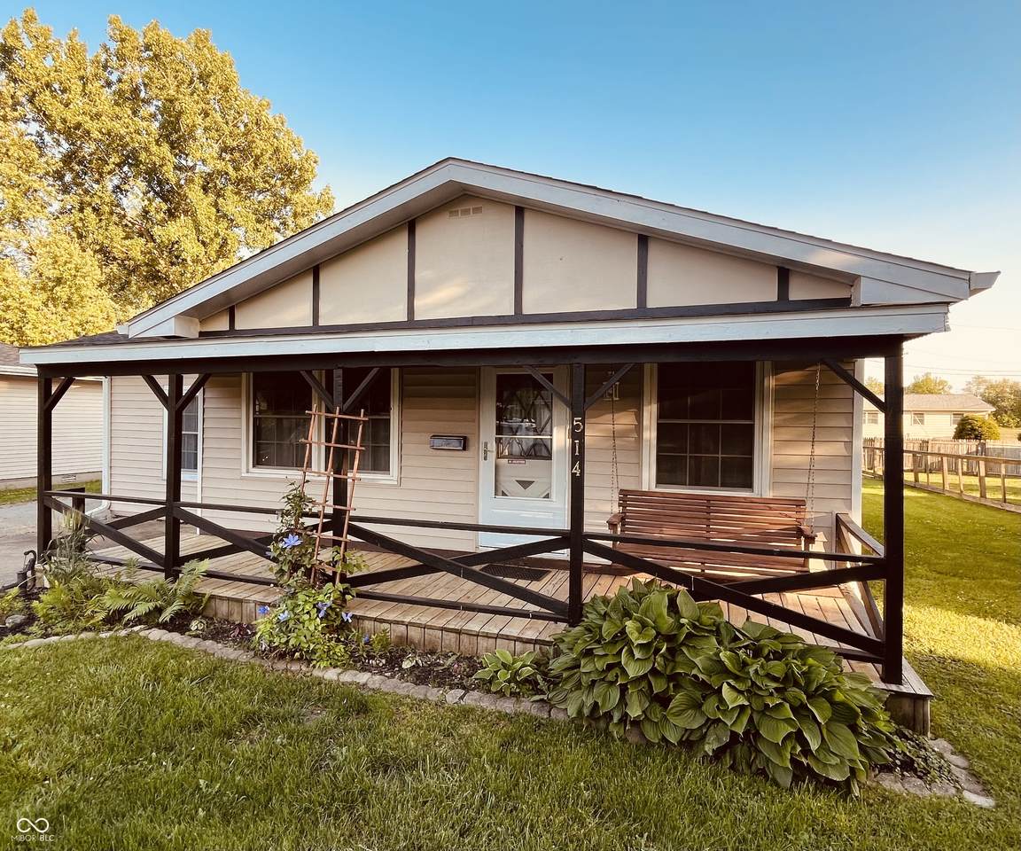 514 6th Street - Photo 1