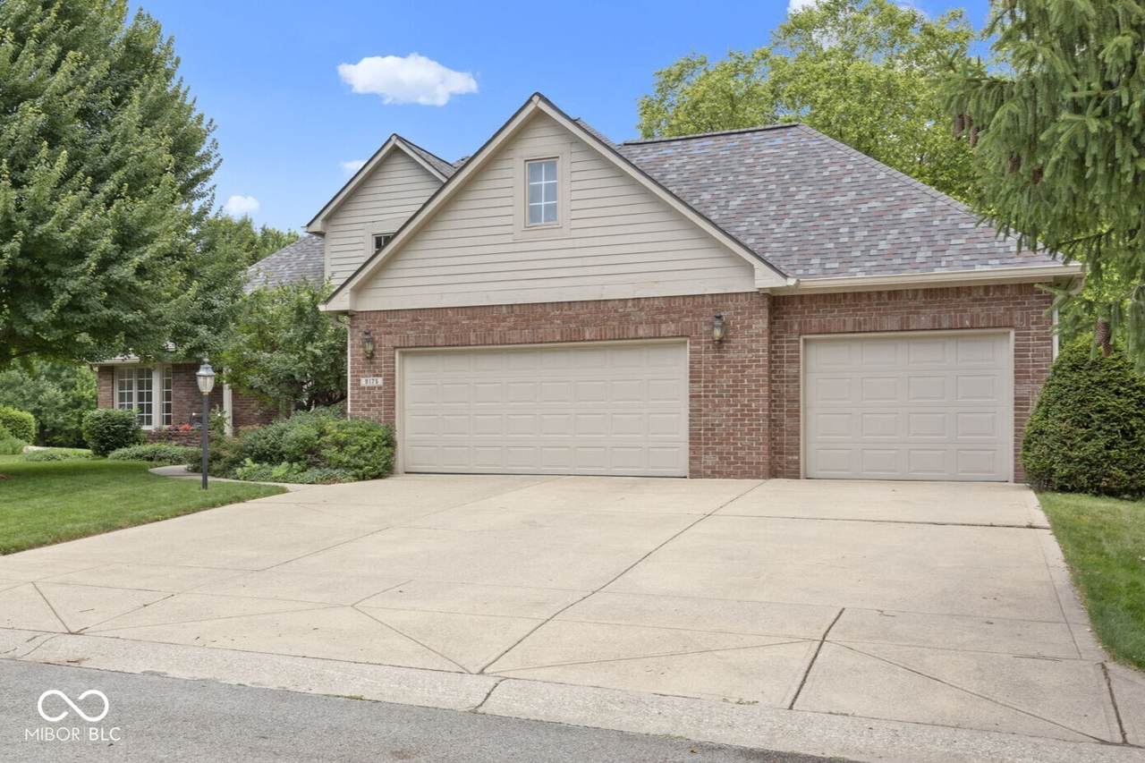 9175 Lakewind Drive - Photo 1