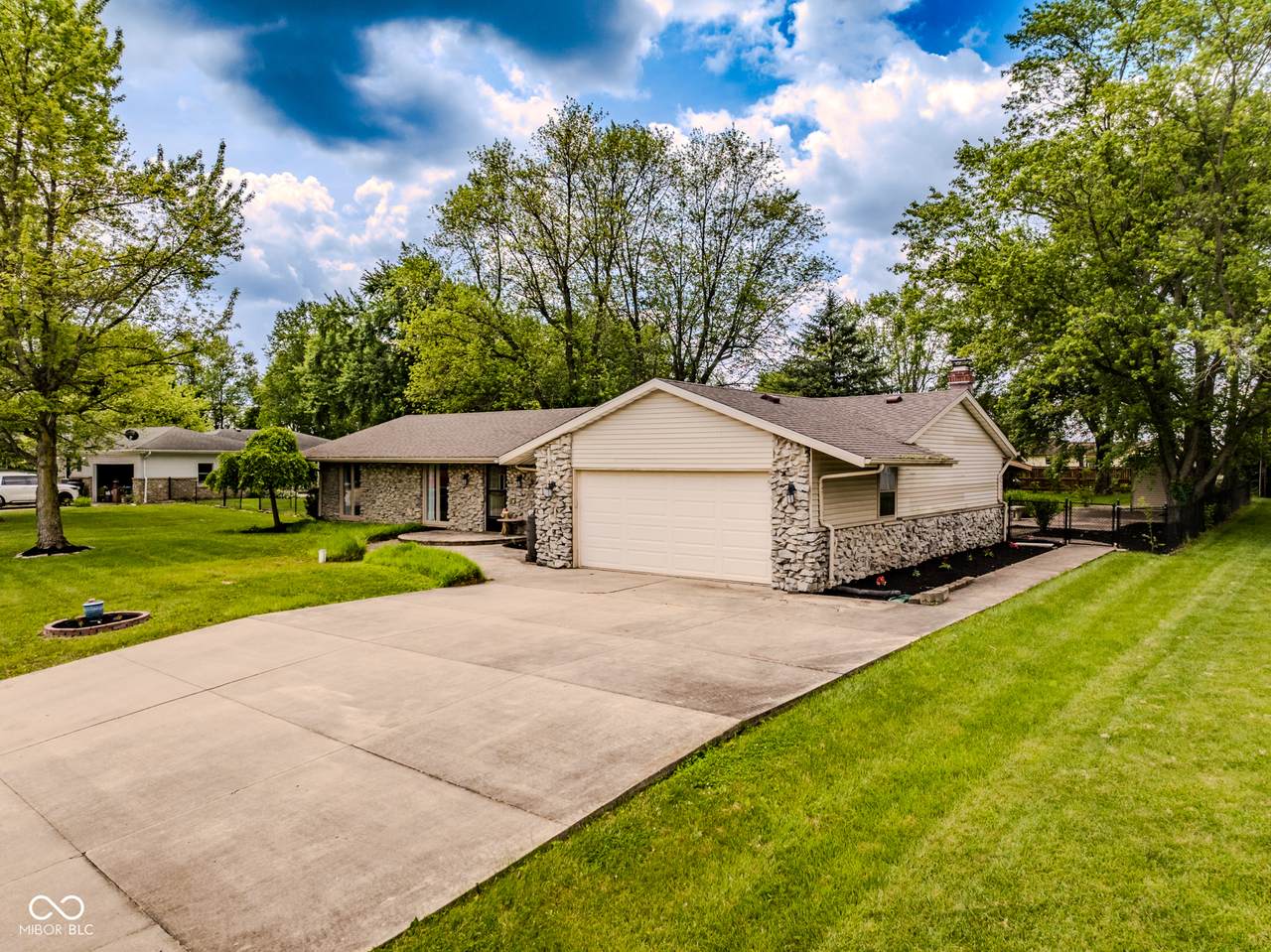 7405 Janna Drive - Photo 1