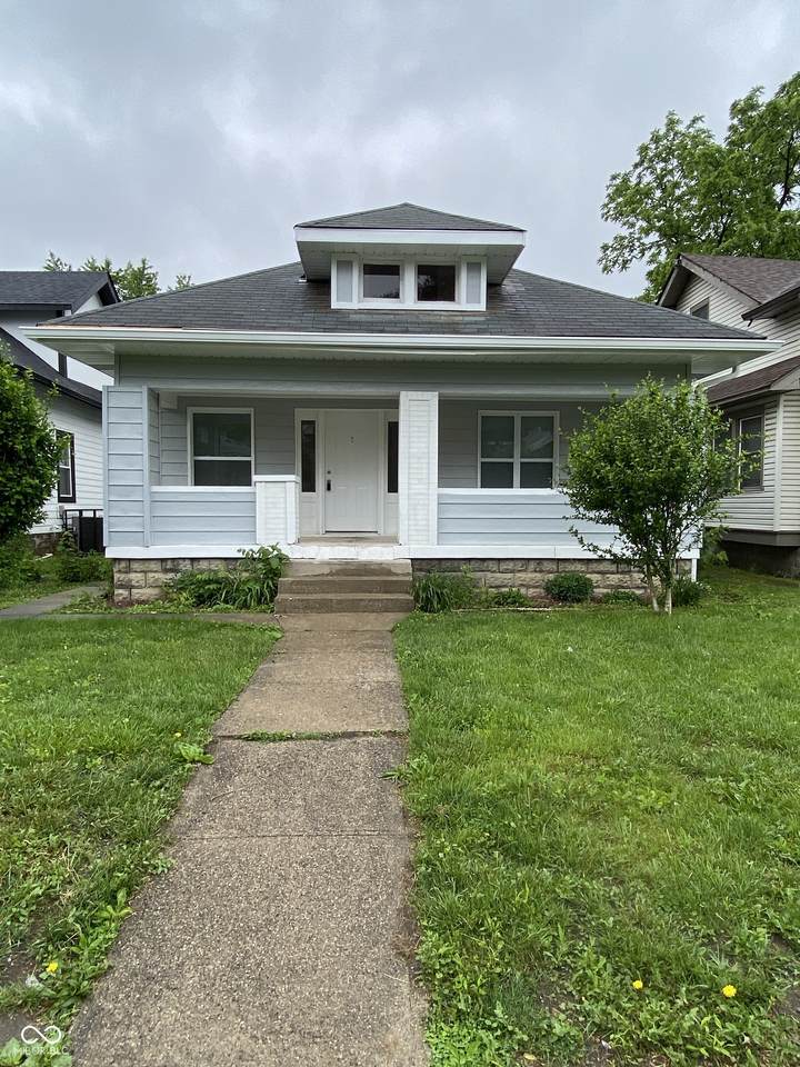 802 Oakland Avenue - Photo 1