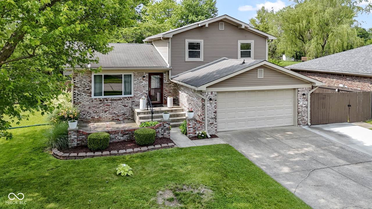 4718 Dancer Drive - Photo 1