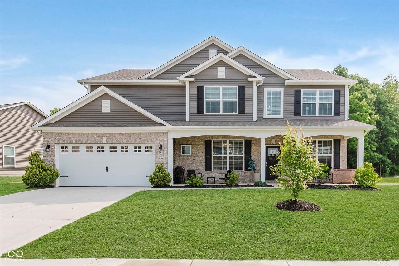 1715 Foudray Circle - Photo 1