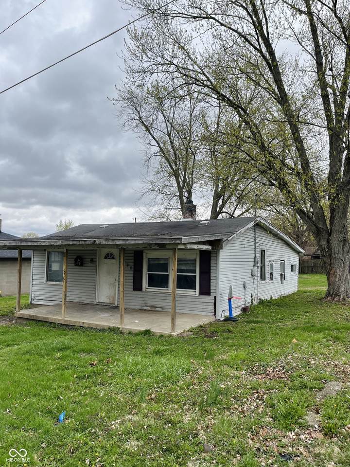 4206 Clark Street - Photo 1