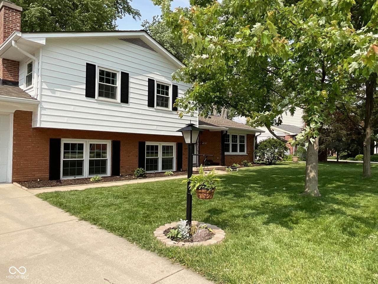 3520 Lantern Lane - Photo 1