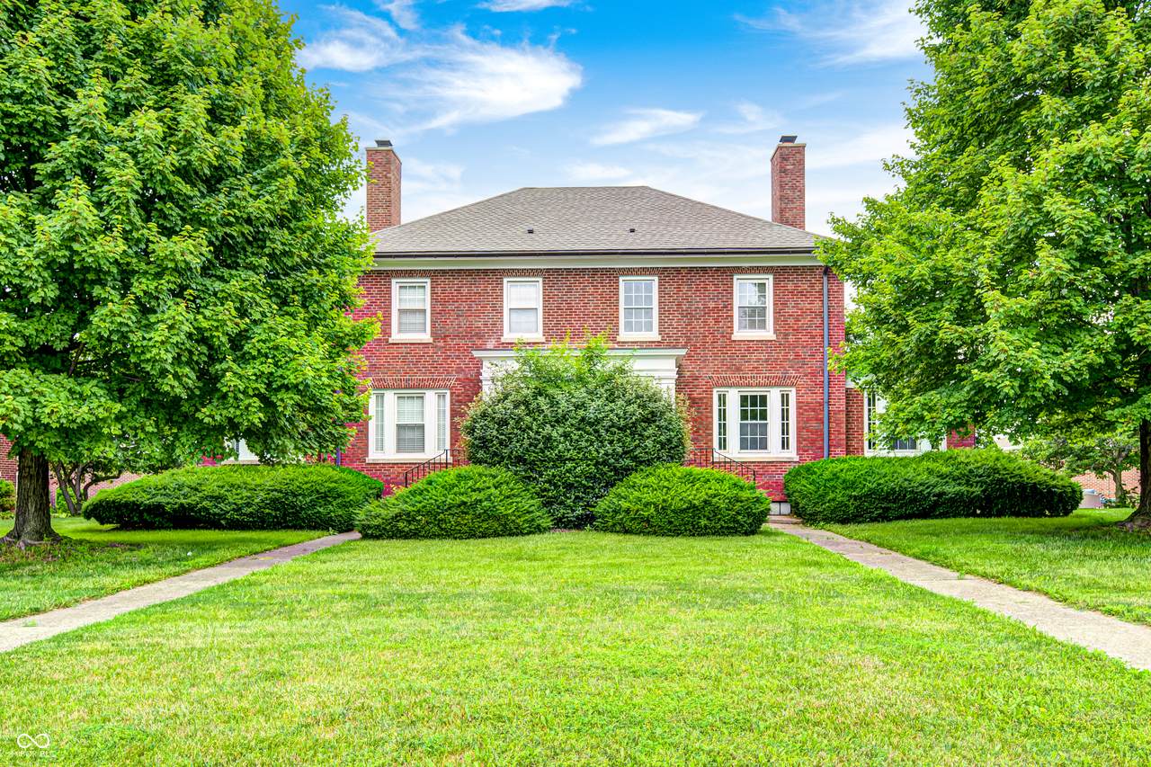 8436 56th Street - Photo 1