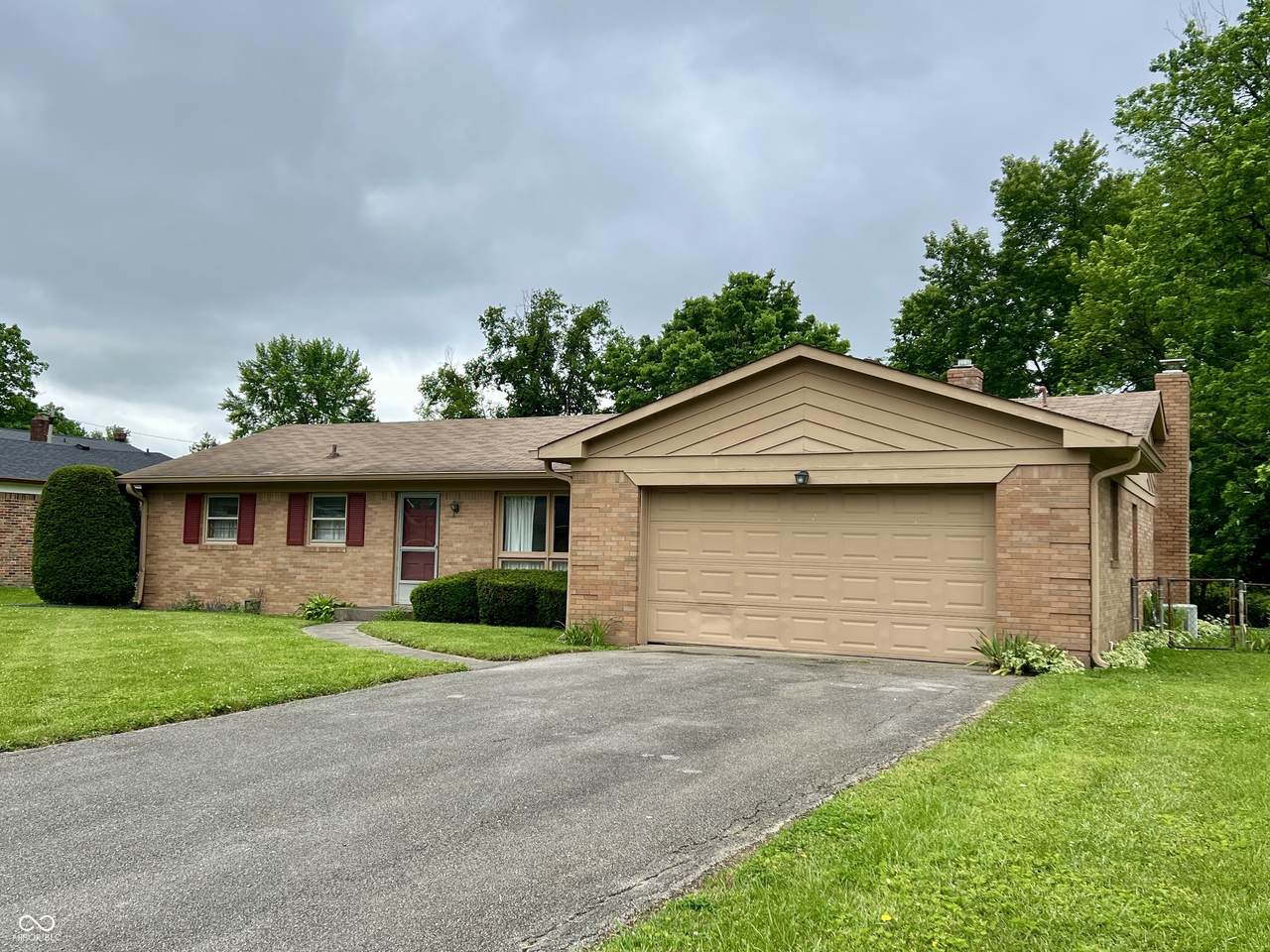 902 Bauman Street - Photo 1