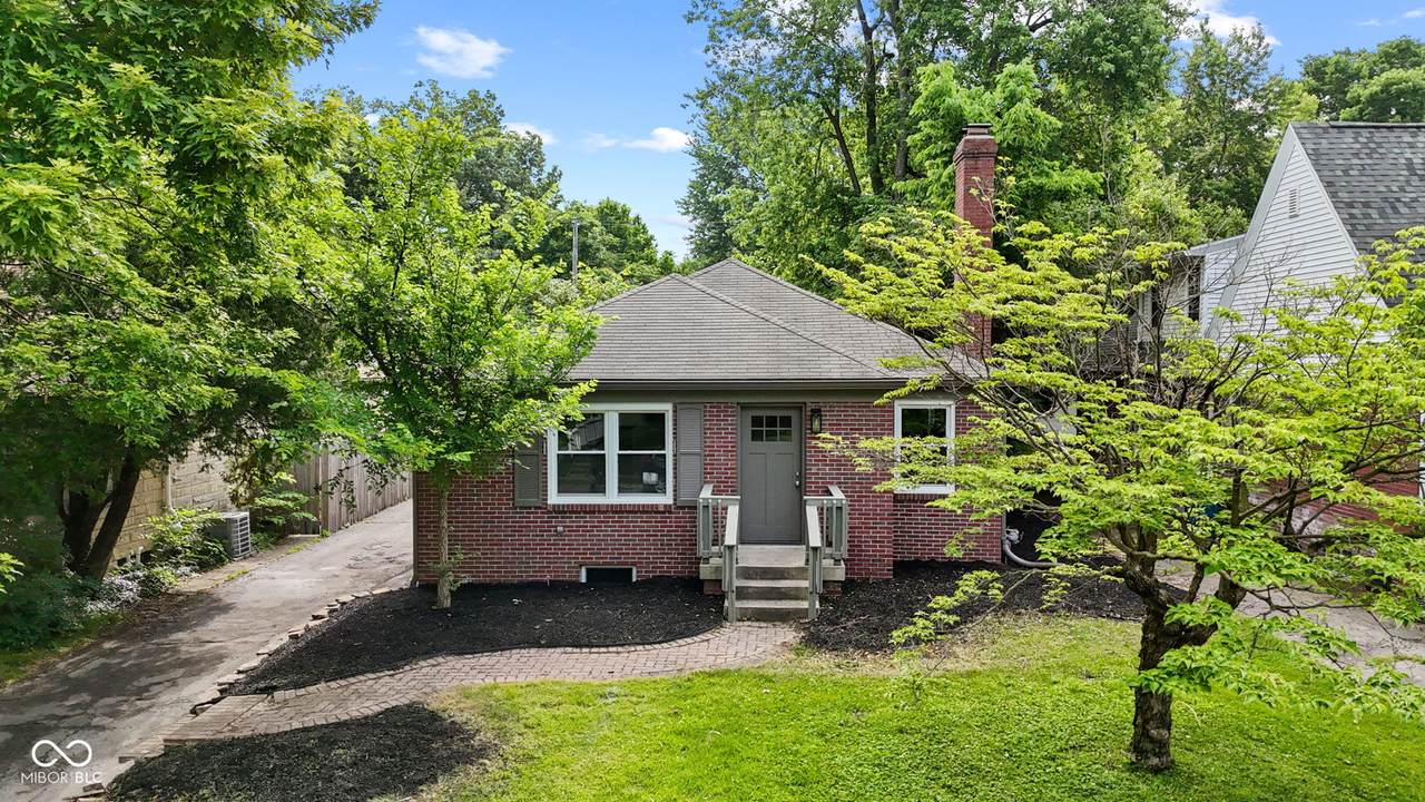 6477 Park Avenue - Photo 1