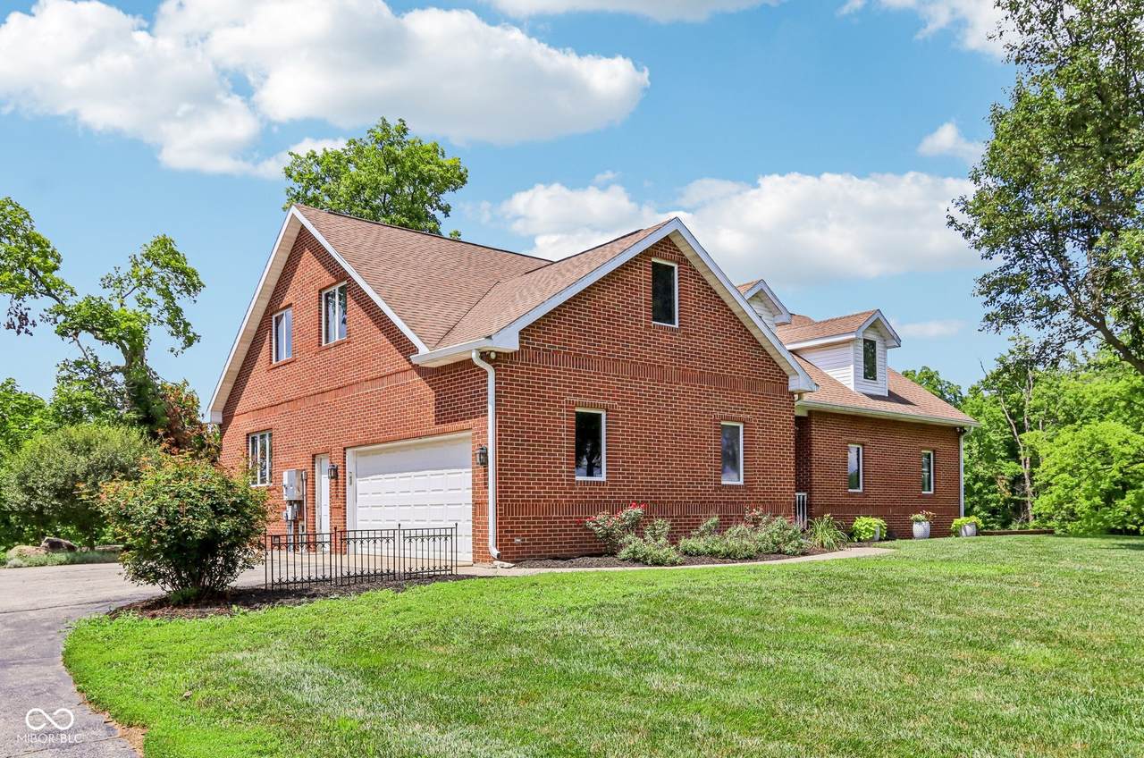 11000 River Valley Road - Photo 1