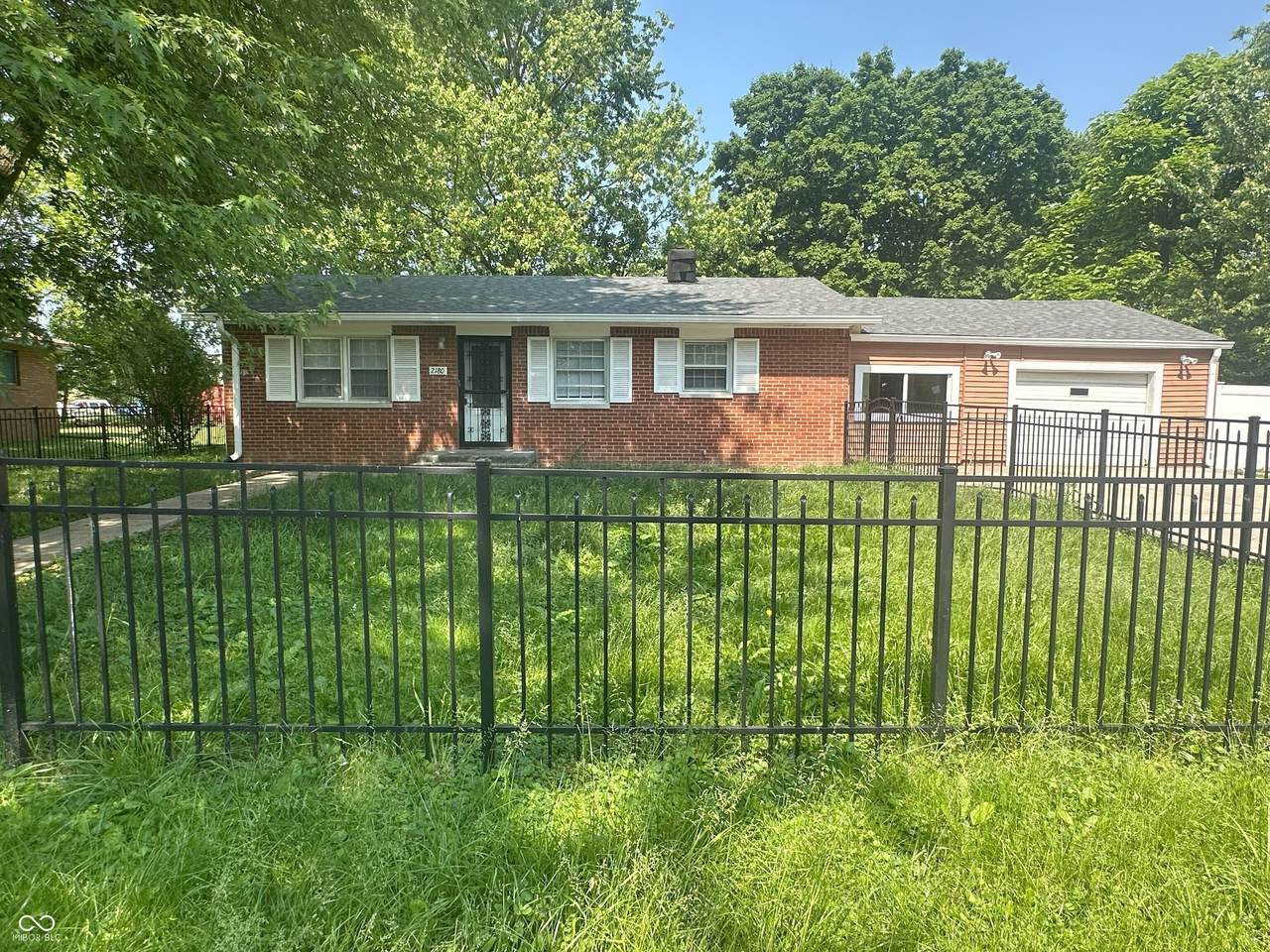 2180 Irwin Street - Photo 1
