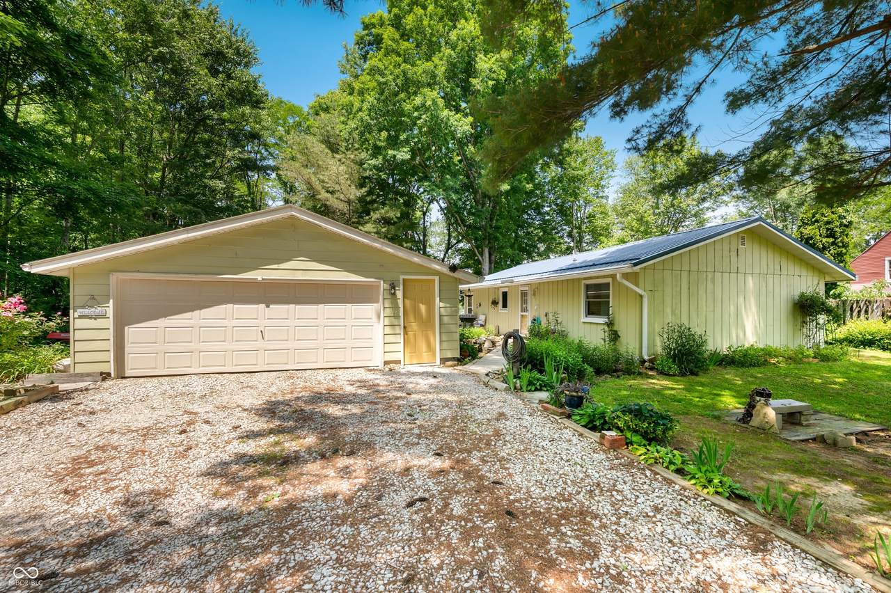6521 Snug Harbour Lane - Photo 1