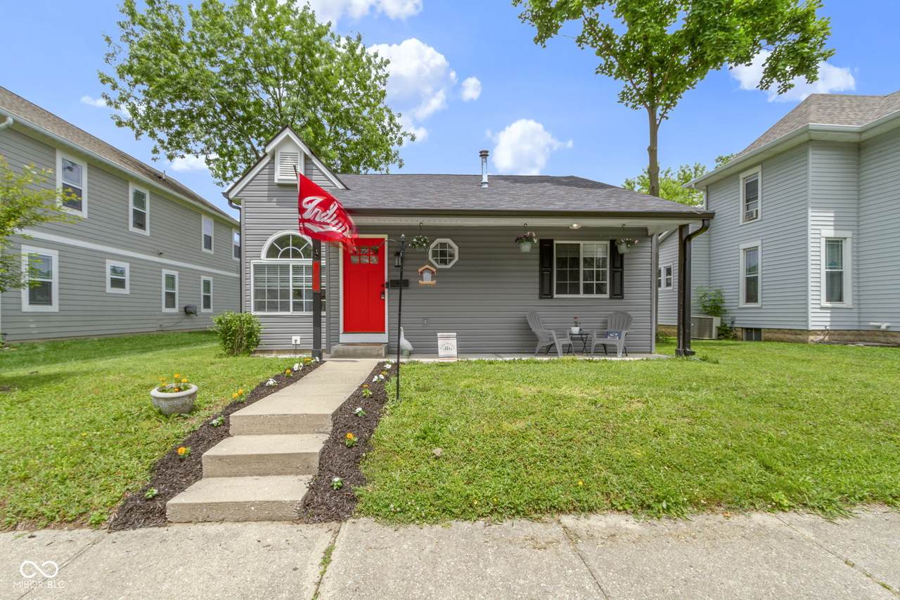 422 Broadway Street - Photo 1