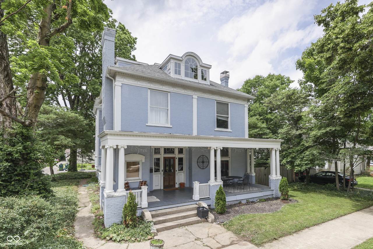 250 Home Avenue - Photo 1
