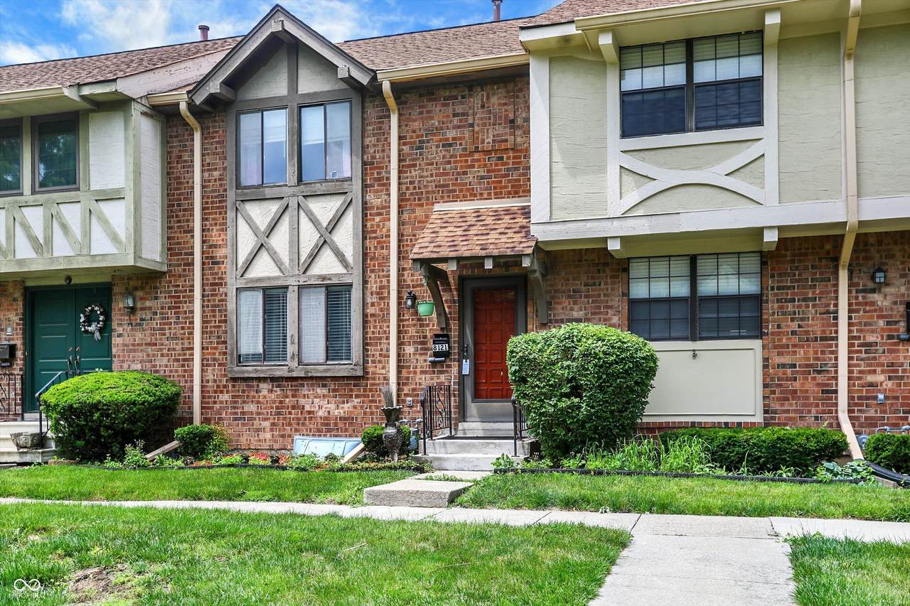 8121 Bromley Place - Photo 1