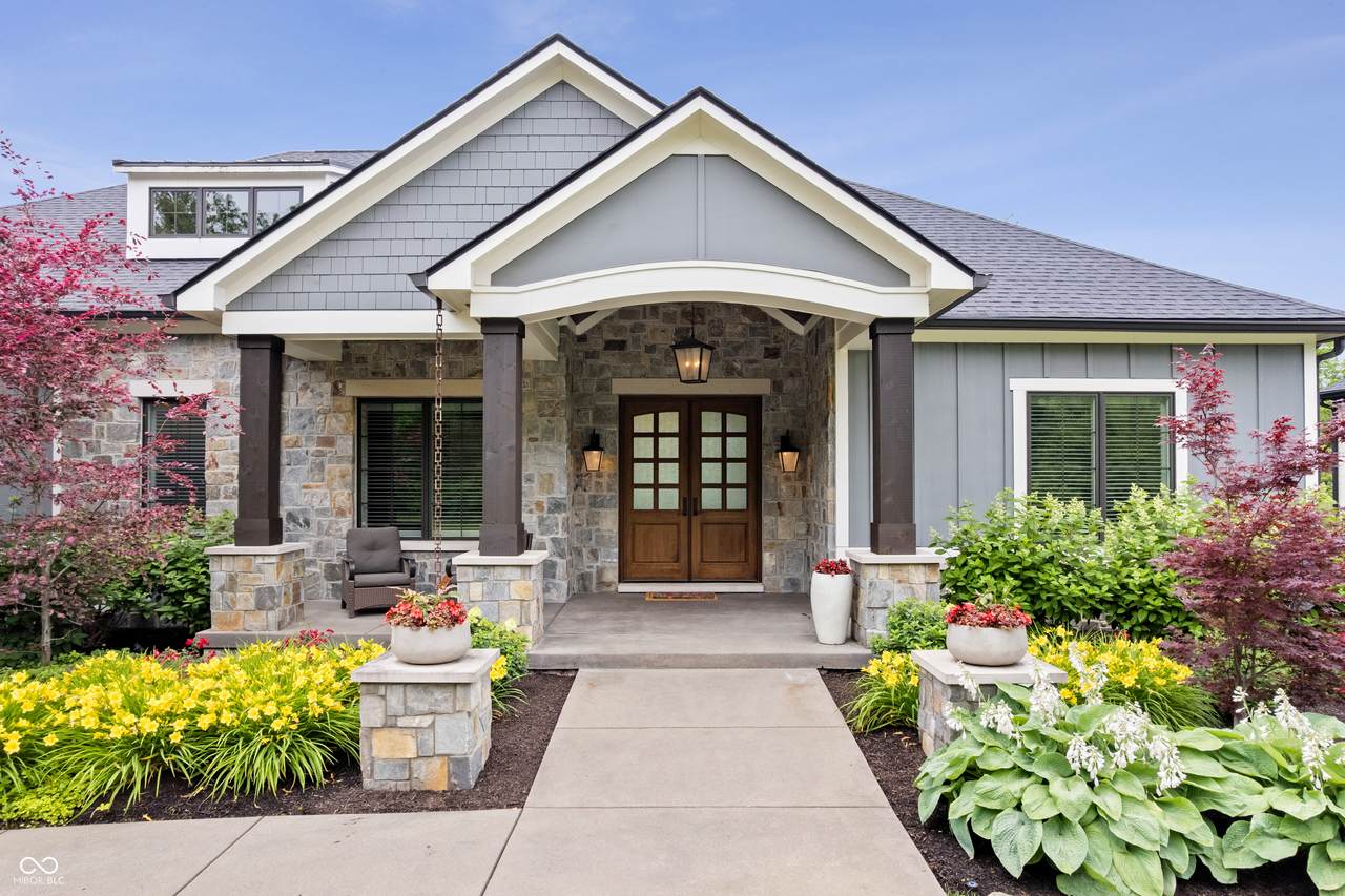 780 Chatham Hills Boulevard - Photo 1