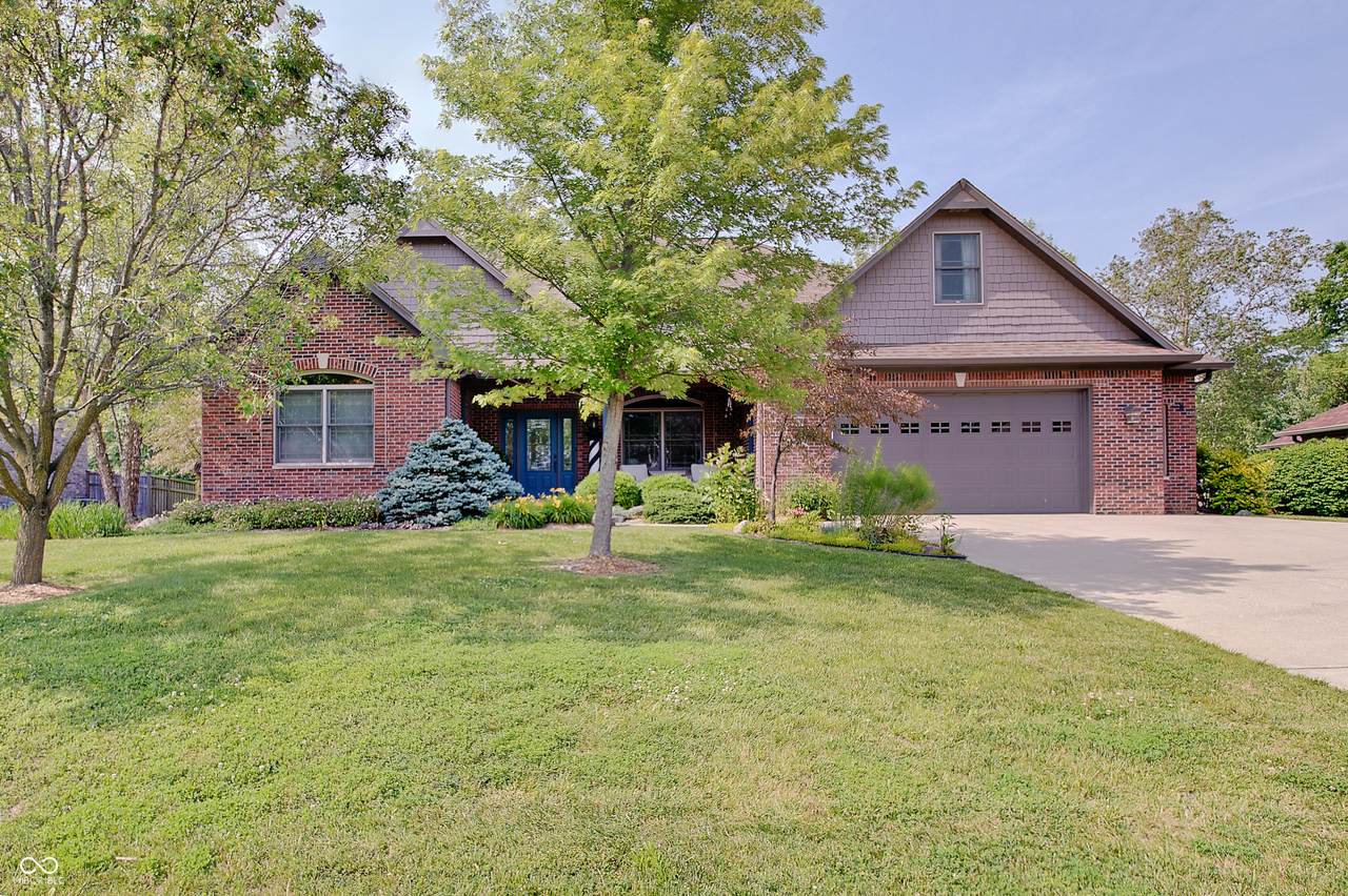 214 Stoney Trail - Photo 1
