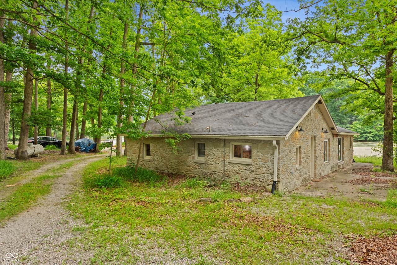 4418 North Drive - Photo 1