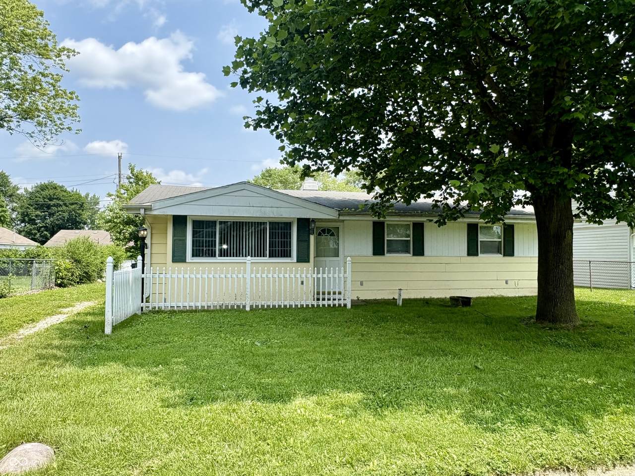 5208 Arrowhead Boulevard - Photo 1