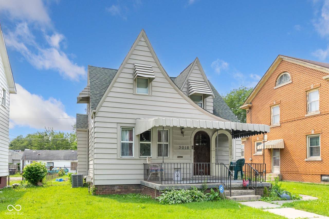 3018 Anthony Boulevard - Photo 1
