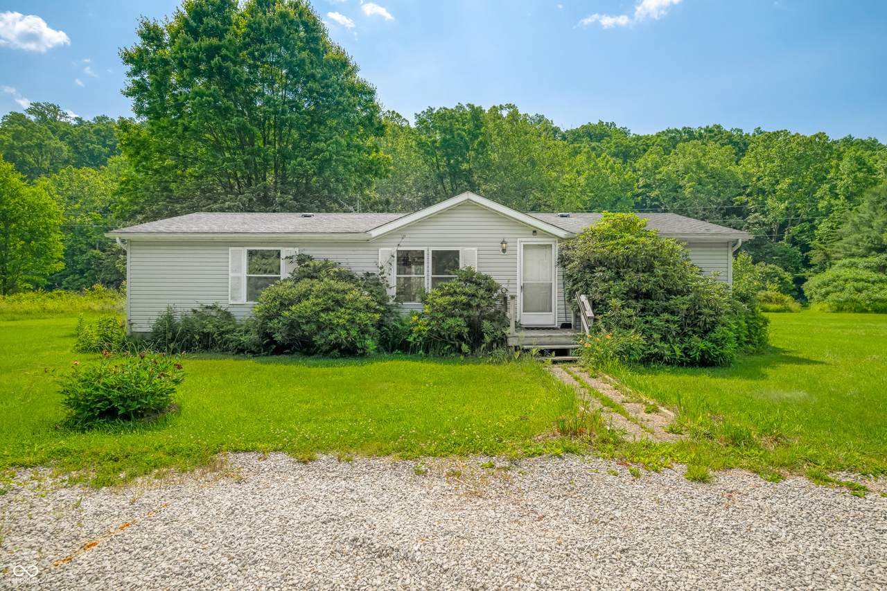 5921 Crooked Creek Road - Photo 1