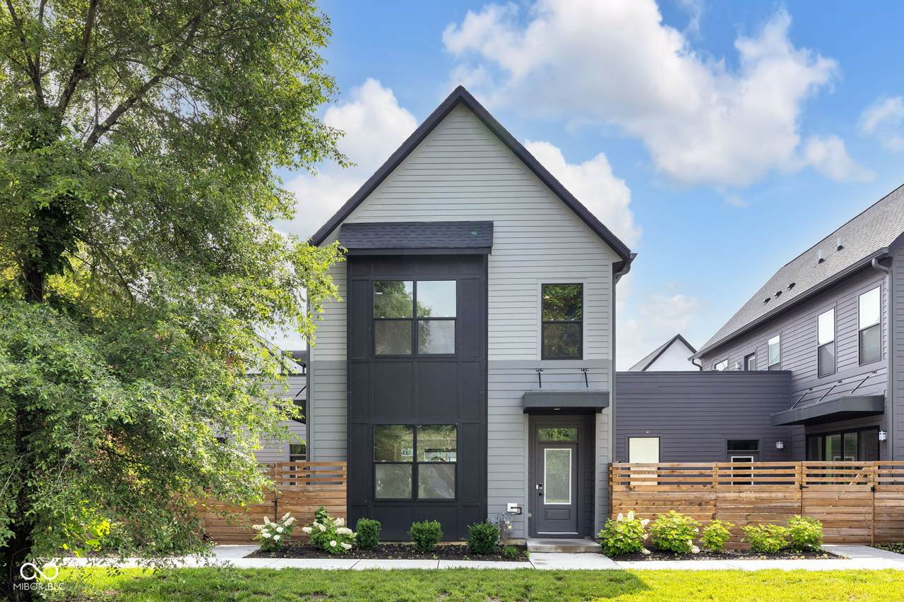1834 Rosette Way - Photo 1
