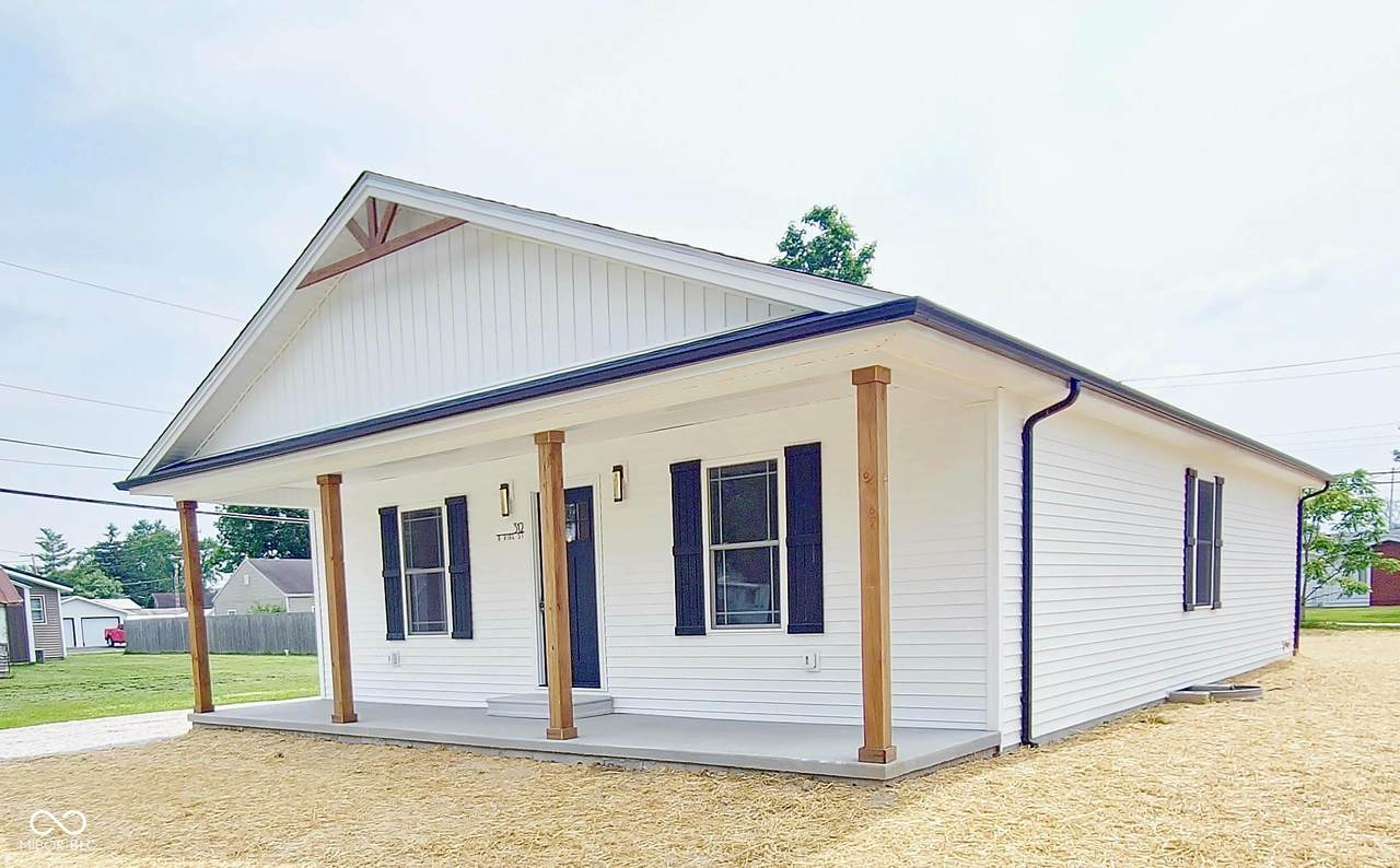 312 Vine Street - Photo 1