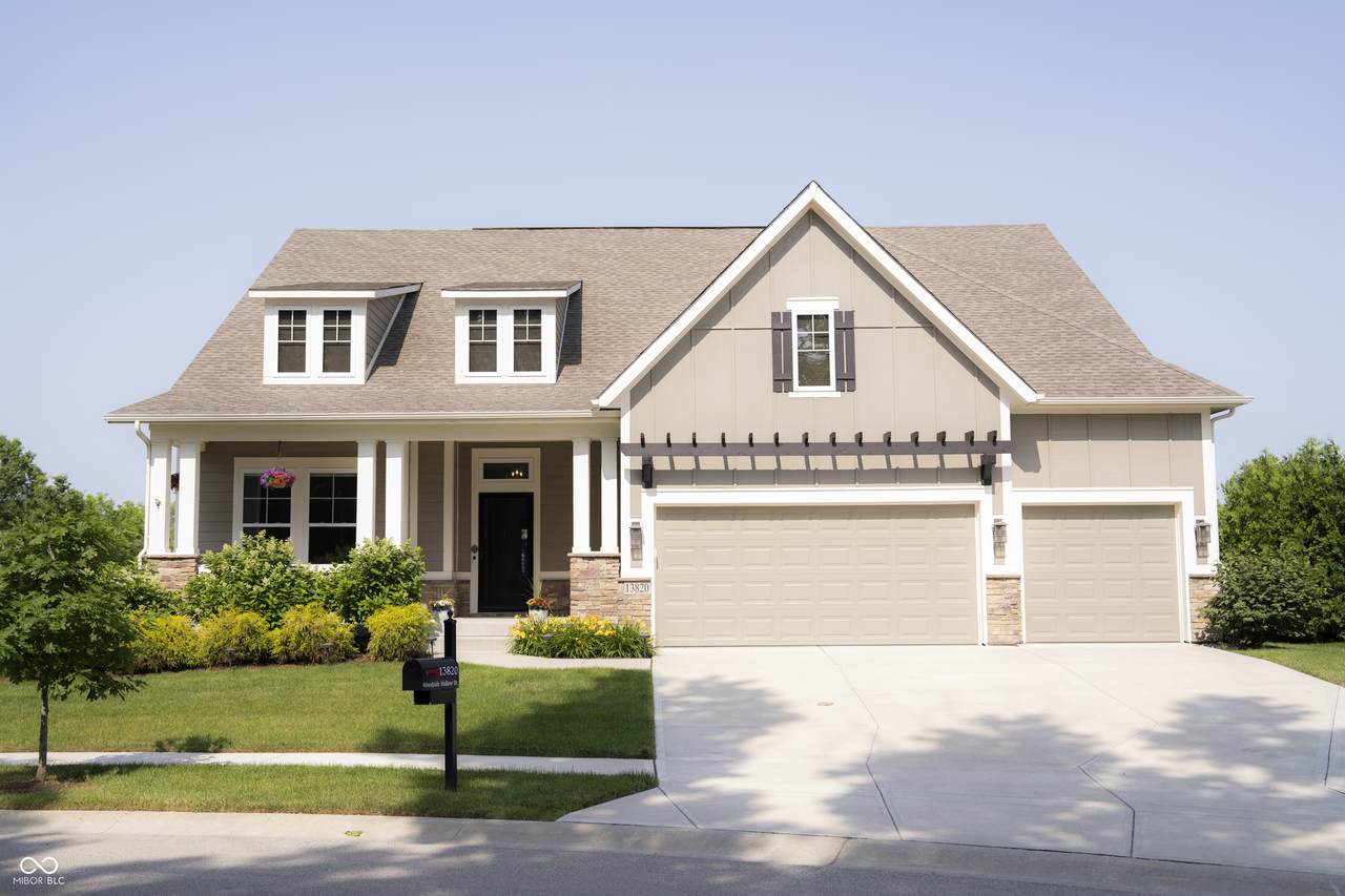 13820 Woodside Hollow Drive - Photo 1