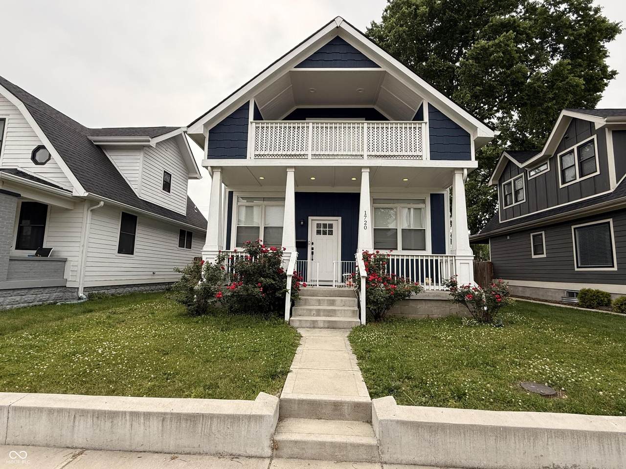 1720 Rembrandt Street - Photo 1
