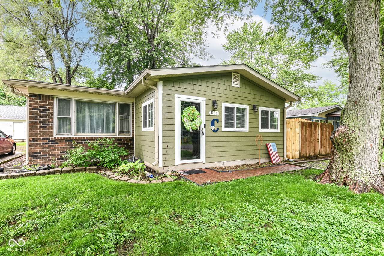 504 Broadway Avenue - Photo 1