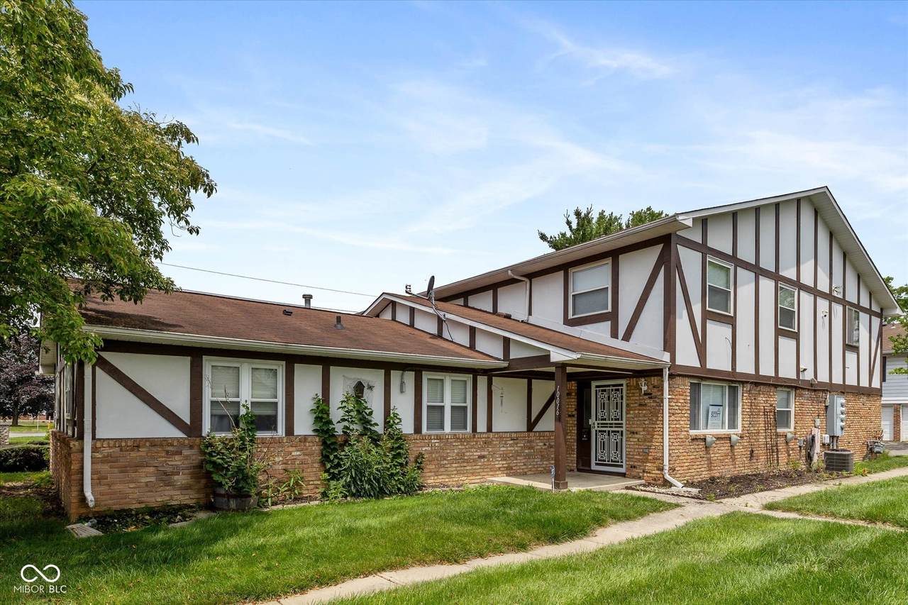 10016 Penrith Drive - Photo 1