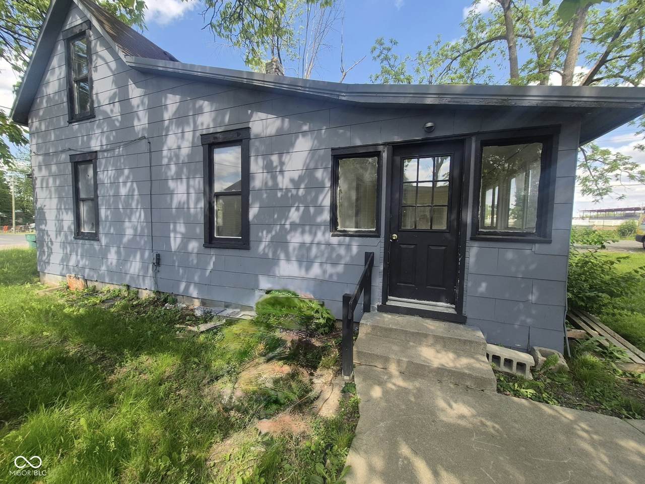711 Centennial Avenue - Photo 1