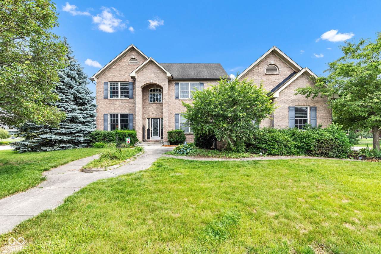705 Ridge Gate Drive - Photo 1