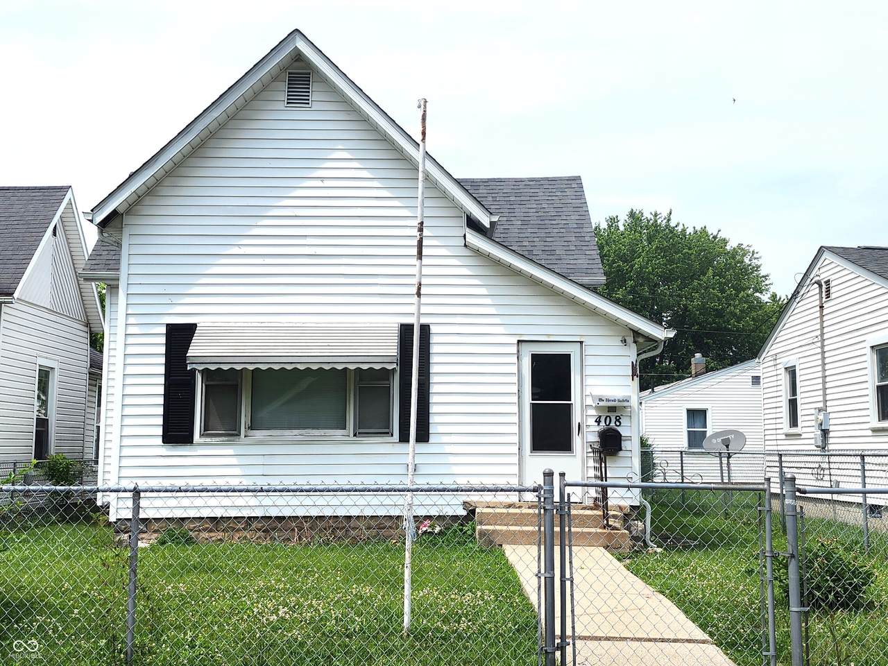 408 4th Street - Photo 1