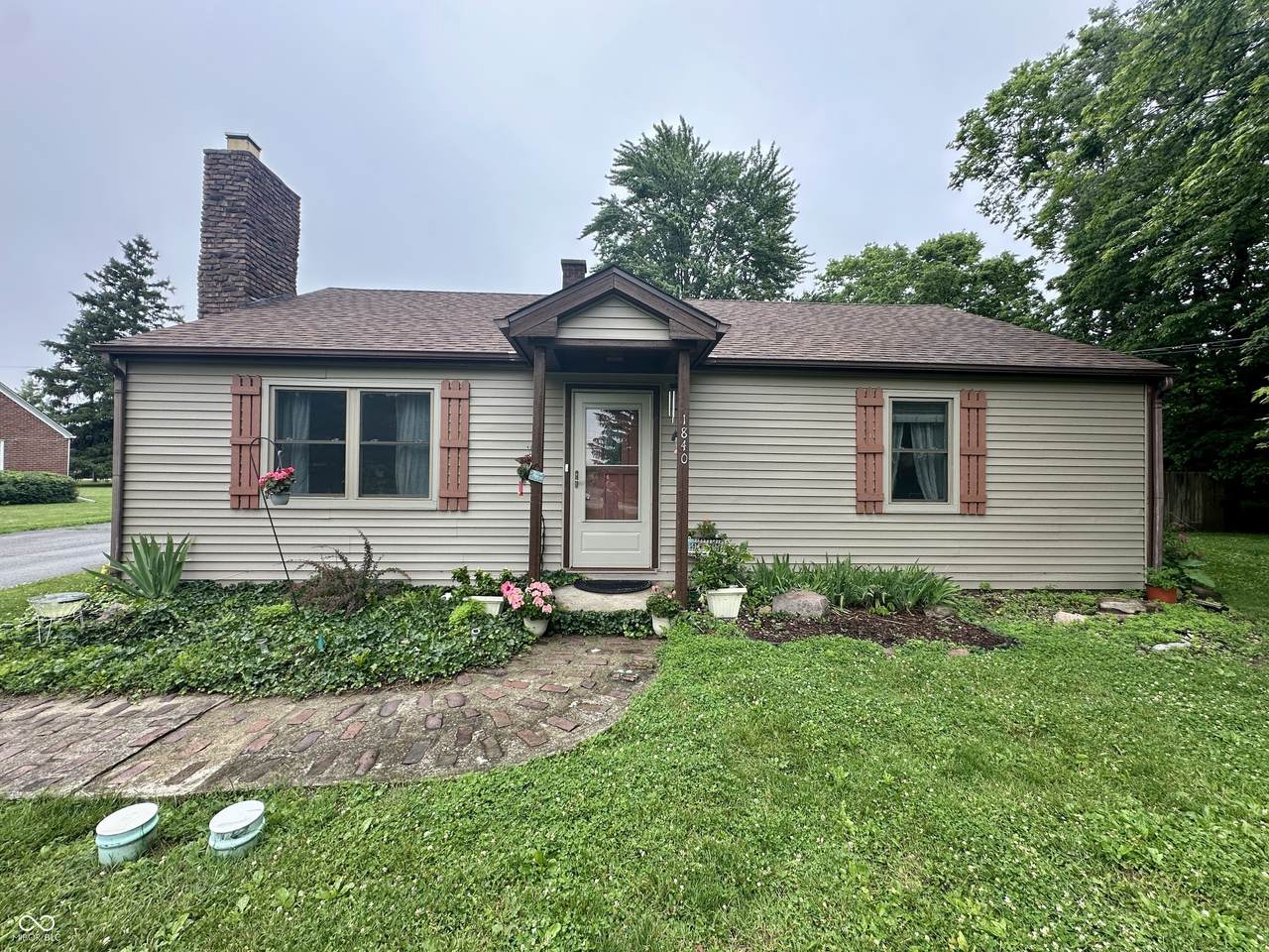 1840 1842 Indianapolis Road - Photo 1