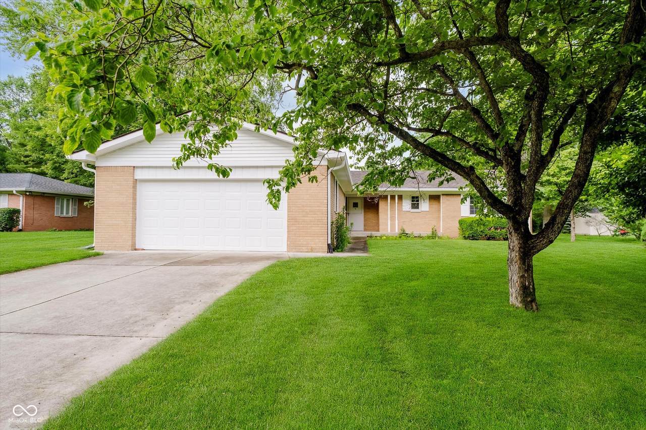 8022 Hoover Lane - Photo 1