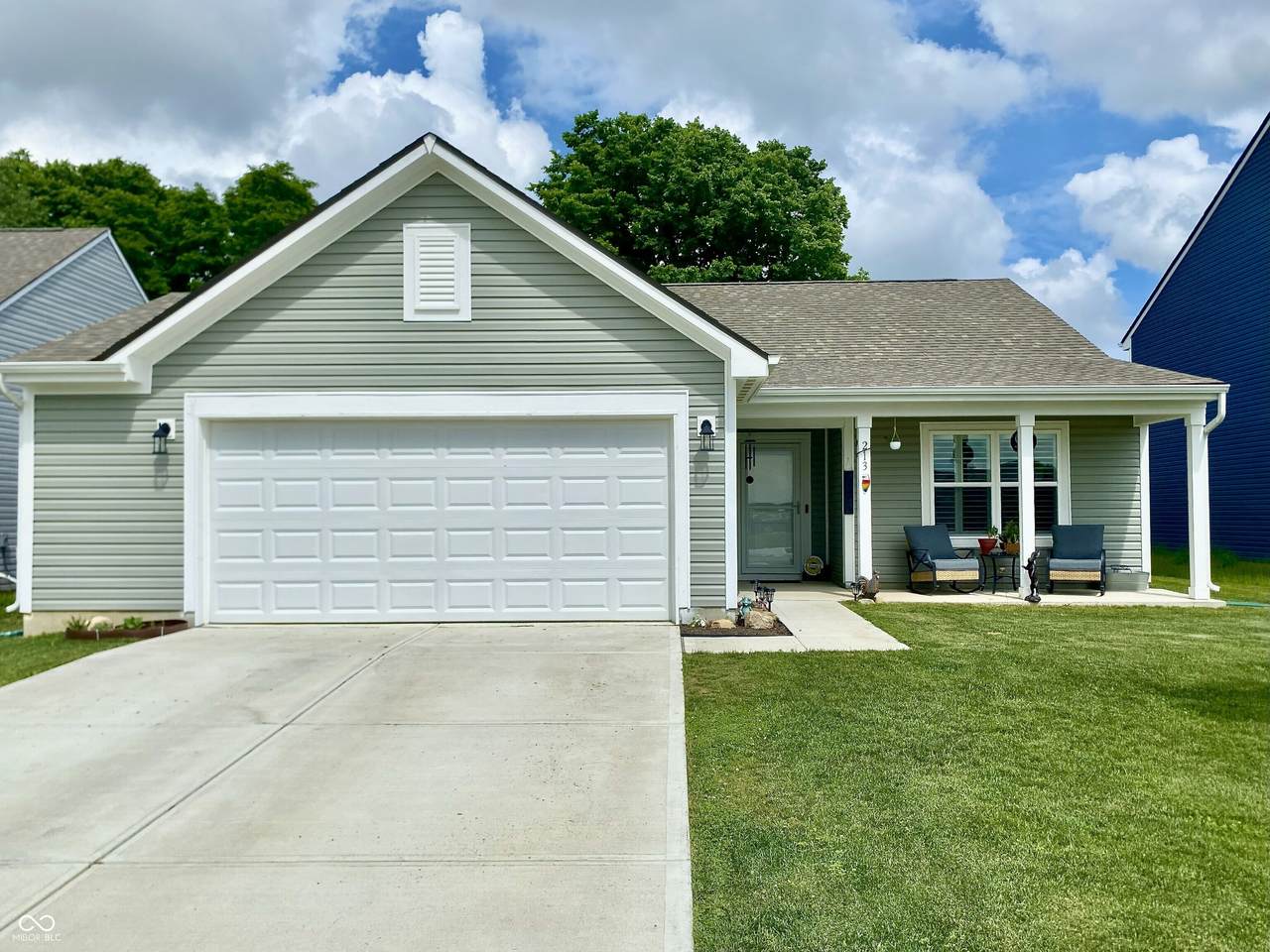 213 Drewood Drive - Photo 1