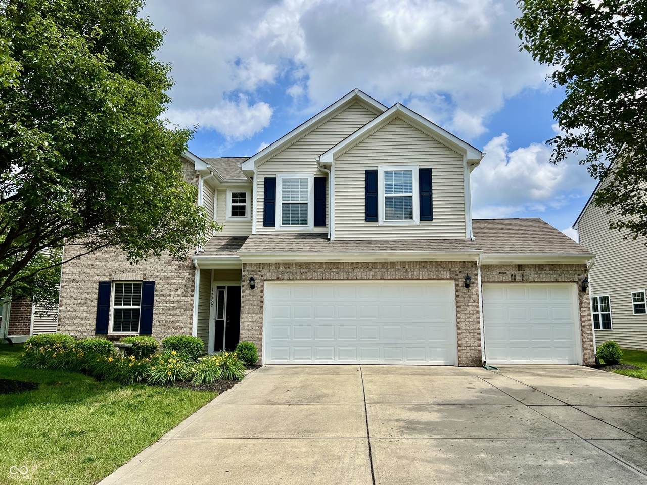 13859 Keams Drive - Photo 1