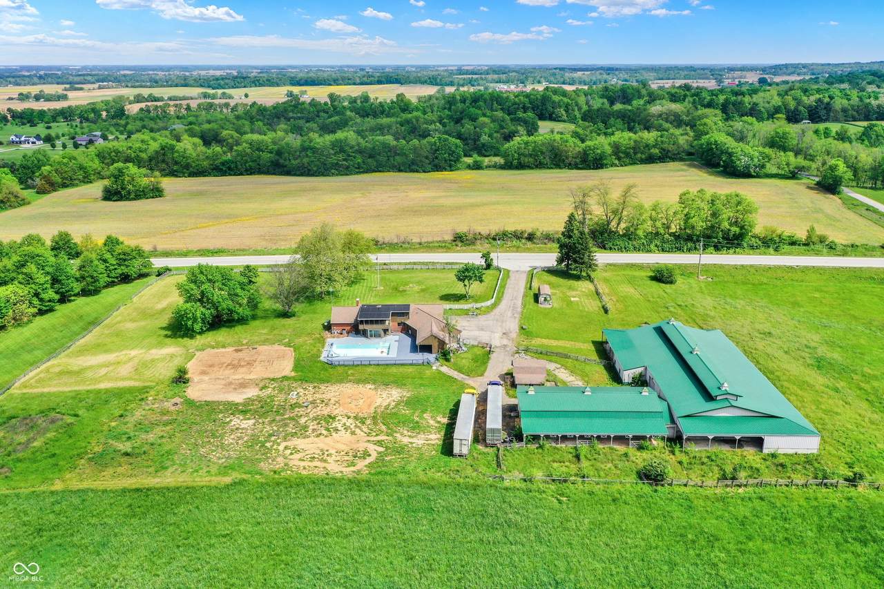 7165 State Road 252 Road - Photo 1