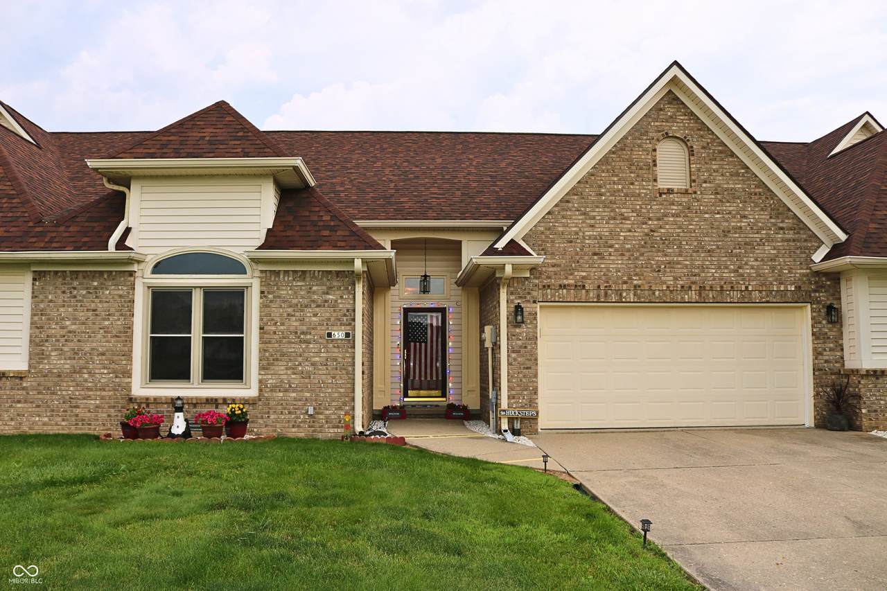 650 Eagles Way - Photo 1